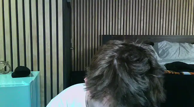 Snapshot of spicylaboi chatting on December 2, 12:19 am spicylaboi online show from December 2, 12:19 am