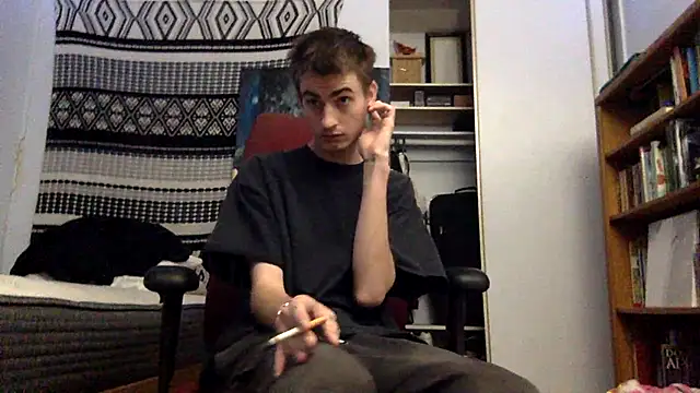 Snapshot of spicylaboi chatting on December 2, 10:09 am spicylaboi online show from December 2, 10:09 am