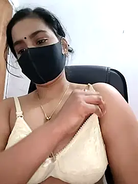 Snapshot of Ritusri_Dotta chatting on December 26, 12:49 pm Ritusri Dotta online show from December 26, 12:49 pm