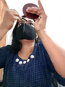 Snapshot of Ritusri_Dotta chatting on December 30, 10:43 am Ritusri Dotta online show from December 30, 10:43 am