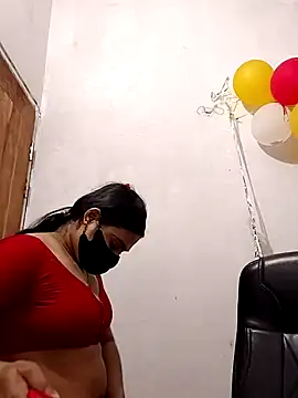 Snapshot of Ritusri_Dotta chatting on January 28, 6:17 pm Ritusri Dotta online show from January 28, 6:17 pm