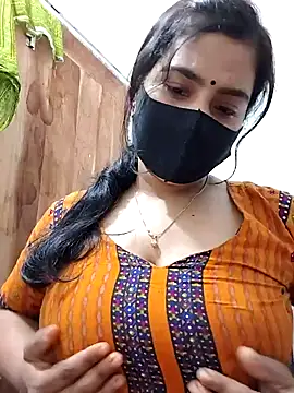 Snapshot of Ritusri_Dotta chatting on February 23, 7:49 pm Ritusri Dotta online show from February 23, 7:49 pm