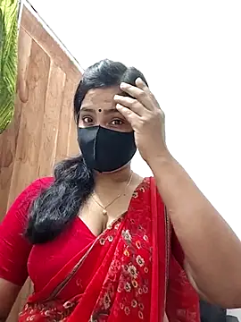 Snapshot of Ritusri_Dotta chatting on March 13, 7:28 pm Ritusri Dotta online show from March 13, 7:28 pm