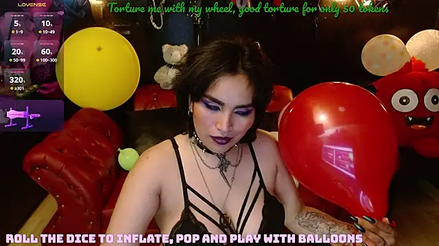 Snapshot of kureiji_hentaii chatting on January 15, 10:49 am kureiji hentaii online show from January 15, 10:49 am