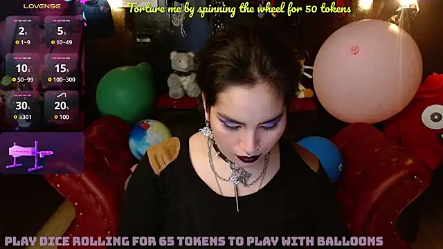 Snapshot of kureiji_hentaii chatting on February 7, 6:56 am kureiji hentaii online show from February 7, 6:56 am