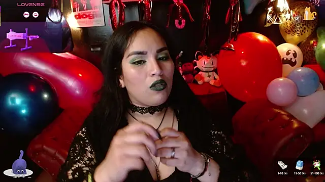 Snapshot of kureiji_hentaii chatting on September 8, 7:35 pm kureiji hentaii online show from September 8, 7:35 pm