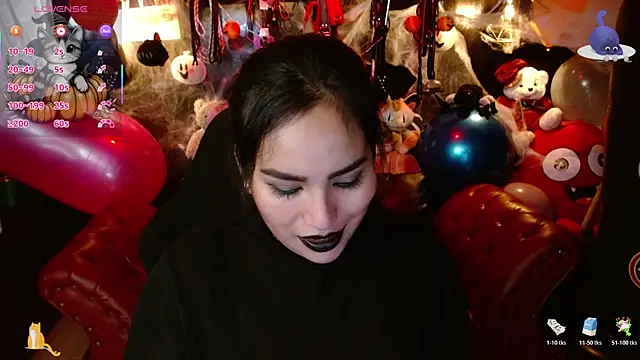 Snapshot of kureiji_hentaii chatting on October 20, 12:22 am kureiji hentaii online show from October 20, 12:22 am