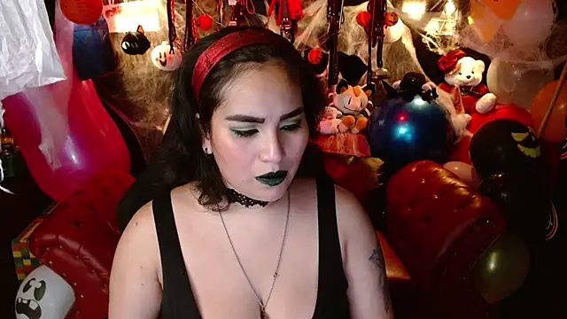 Snapshot of kureiji_hentaii chatting on October 21, 10:21 pm kureiji hentaii online show from October 21, 10:21 pm