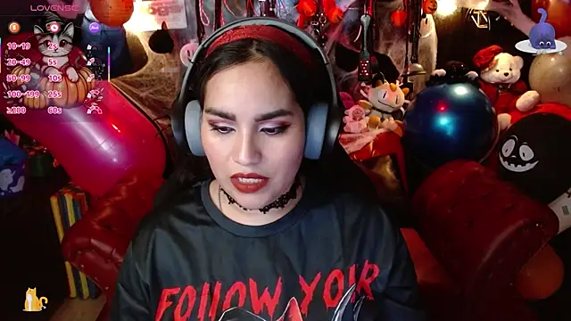 Snapshot of kureiji_hentaii chatting on October 27, 10:47 pm kureiji hentaii online show from October 27, 10:47 pm