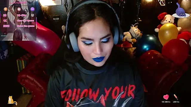 Snapshot of kureiji_hentaii chatting on November 15, 10:15 pm kureiji hentaii online show from November 15, 10:15 pm