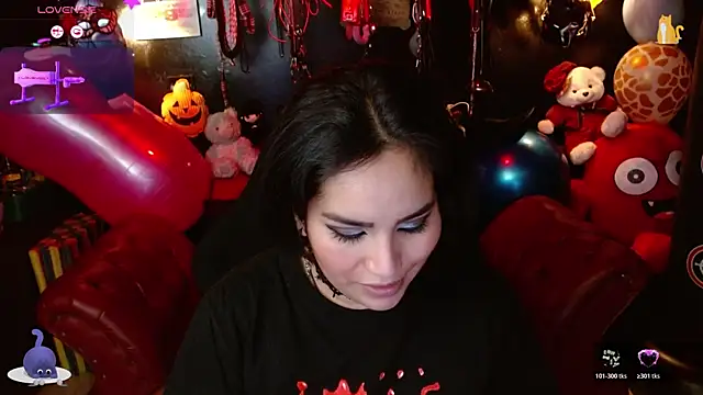 Snapshot of kureiji_hentaii chatting on November 26, 1:28 am kureiji hentaii online show from November 26, 1:28 am