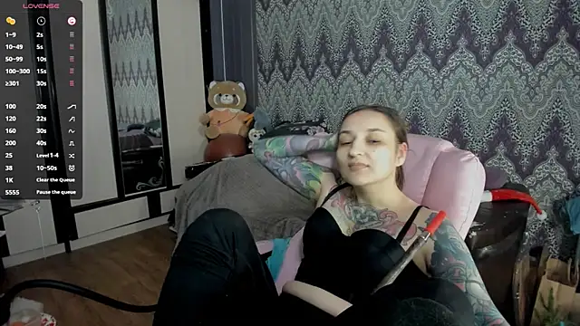 AlexRacc00n online show from January 2, 1:38 am