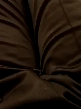 Snapshot of Alonesexyboy1 chatting on December 21, 3:53 pm Alonesexyboy1 online show from December 21, 3:53 pm