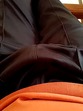 Snapshot of Alonesexyboy1 chatting on January 30, 9:15 am Alonesexyboy1 online show from January 30, 9:15 am