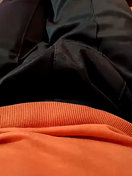 Snapshot of Alonesexyboy1 chatting on February 20, 2:57 pm Alonesexyboy1 online show from February 20, 2:57 pm