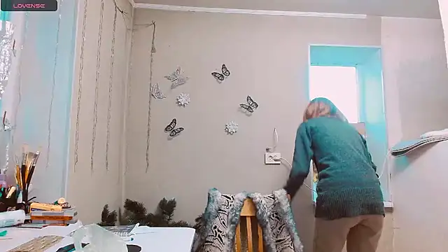 Snapshot of RosaJil chatting on January 4, 2:14 pm RosaJil online show from January 4, 2:14 pm