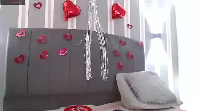 Snapshot of Natasha_699 chatting on February 15, 7:50 pm Natasha 699 online show from February 15, 7:50 pm