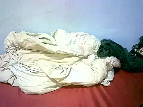 Snapshot of honeypotsweet chatting on September 11, 6:52 pm honeypotsweet online show from September 11, 6:52 pm