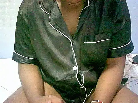 Snapshot of honeypotsweet chatting on October 1, 8:20 am honeypotsweet online show from October 1, 8:20 am