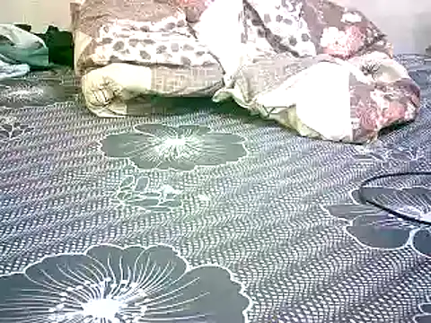 Snapshot of honeypotsweet chatting on November 3, 6:42 pm honeypotsweet online show from November 3, 6:42 pm