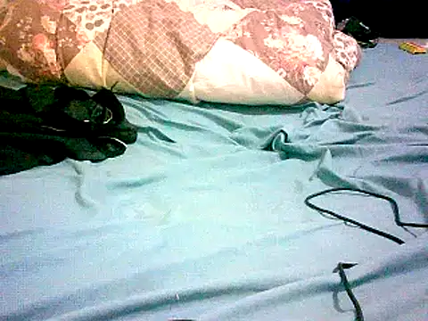 Snapshot of honeypotsweet chatting on December 3, 12:03 pm honeypotsweet online show from December 3, 12:03 pm