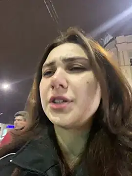 Snapshot of QuitieLia chatting on December 26, 3:10 pm QuitieLia online show from December 26, 3:10 pm