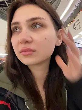 Snapshot of QuitieLia chatting on December 27, 3:15 pm QuitieLia online show from December 27, 3:15 pm