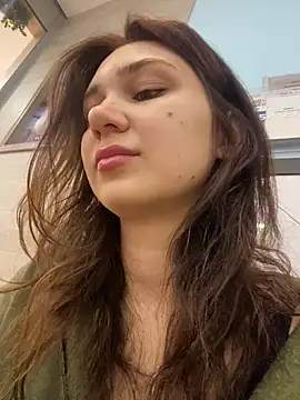 Snapshot of QuitieLia chatting on January 9, 8:24 am QuitieLia online show from January 9, 8:24 am