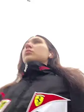 Snapshot of QuitieLia chatting on January 12, 8:25 am QuitieLia online show from January 12, 8:25 am