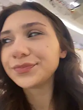 Snapshot of QuitieLia chatting on January 12, 3:25 pm QuitieLia online show from January 12, 3:25 pm