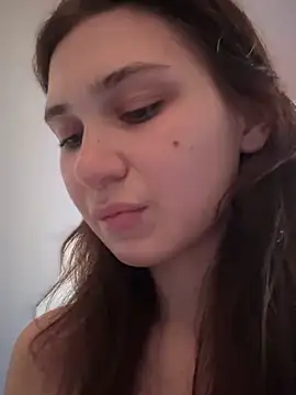 Snapshot of QuitieLia chatting on January 26, 1:47 pm QuitieLia online show from January 26, 1:47 pm