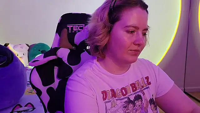 InternetFairy XO online show from December 24, 4:33 am