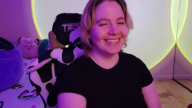 InternetFairy XO online show from February 1, 3:30 am