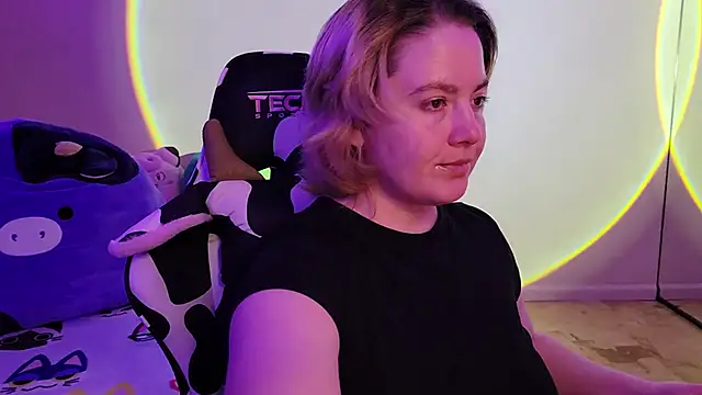 InternetFairy XO online show from February 4, 3:44 am