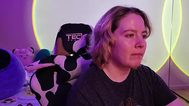 InternetFairy XO online show from February 14, 6:56 am