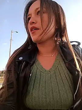 Snapshot of marena_saenz chatting on February 1, 10:23 pm marena saenz online show from February 1, 10:23 pm