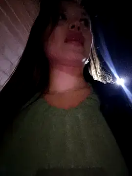 Snapshot of marena_saenz chatting on February 2, 1:30 pm marena saenz online show from February 2, 1:30 pm