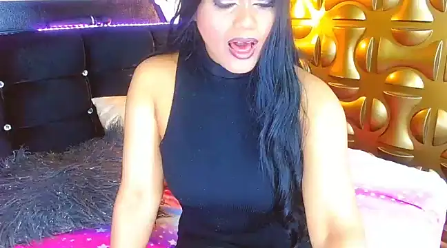 Snapshot of black_ambar chatting on January 12, 3:07 am black ambar online show from January 12, 3:07 am