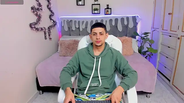 Alex cute77 online show from December 7, 12:02 pm