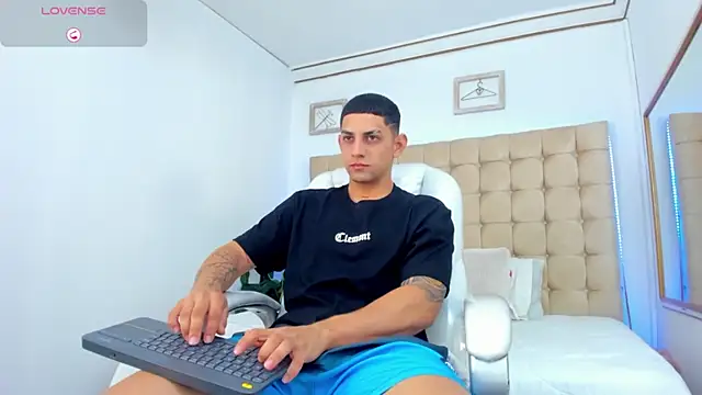 Alex cute77 online show from September 30, 11:59 am