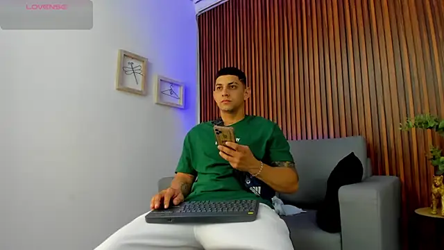 Alex cute77 online show from March 25, 12:22 pm