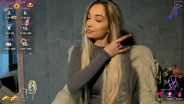 Snapshot of Sassy_Teen chatting on November 5, 10:26 am Sassy Teen online show from November 5, 10:26 am