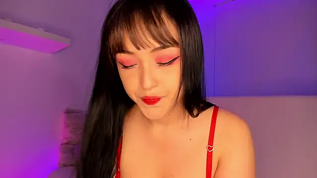 Snapshot of Gloomydoll chatting on January 13, 9:09 pm Gloomydoll online show from January 13, 9:09 pm