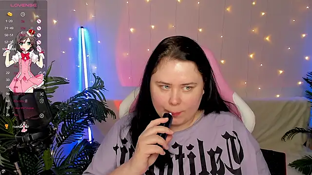 Akemi BBW online show from December 14, 10:18 pm