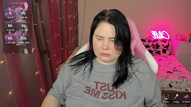 Akemi BBW online show from February 7, 5:33 am