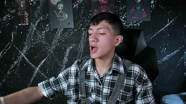 DereckCooperr online show from April 7, 10:20 pm