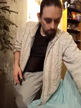 Snapshot of teekoine1 chatting on January 15, 4:04 am teekoine1 online show from January 15, 4:04 am