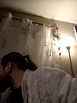 Snapshot of teekoine1 chatting on October 27, 9:52 pm teekoine1 online show from October 27, 9:52 pm