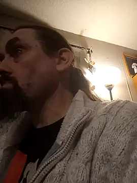 Snapshot of teekoine1 chatting on October 30, 9:37 pm teekoine1 online show from October 30, 9:37 pm