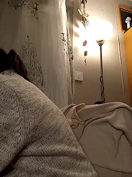 Snapshot of teekoine1 chatting on November 20, 4:01 am teekoine1 online show from November 20, 4:01 am